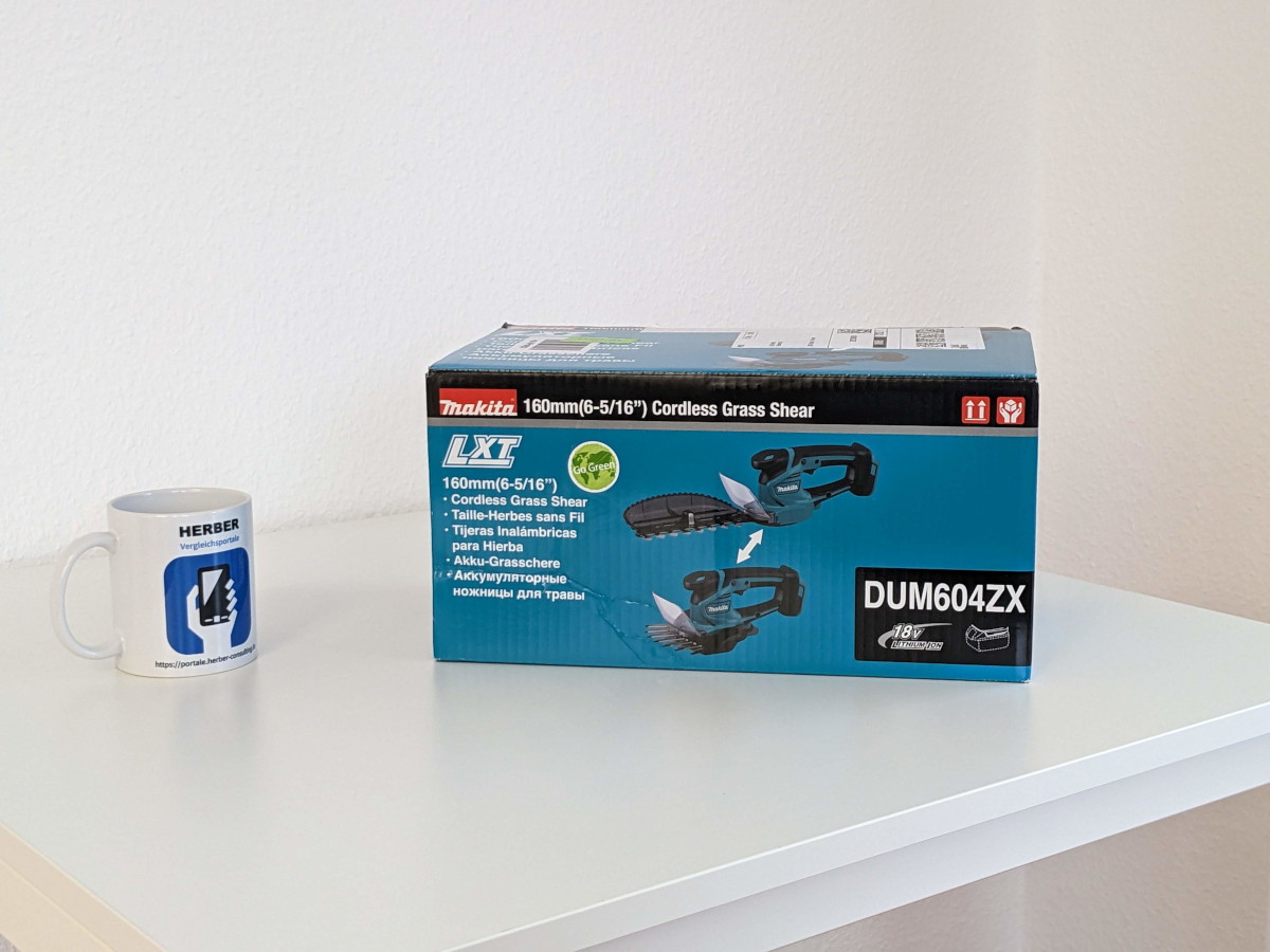 Bildergalerie: Makita DUM604ZX Makita DUM604ZX: Verpackung Makita DUM604ZX